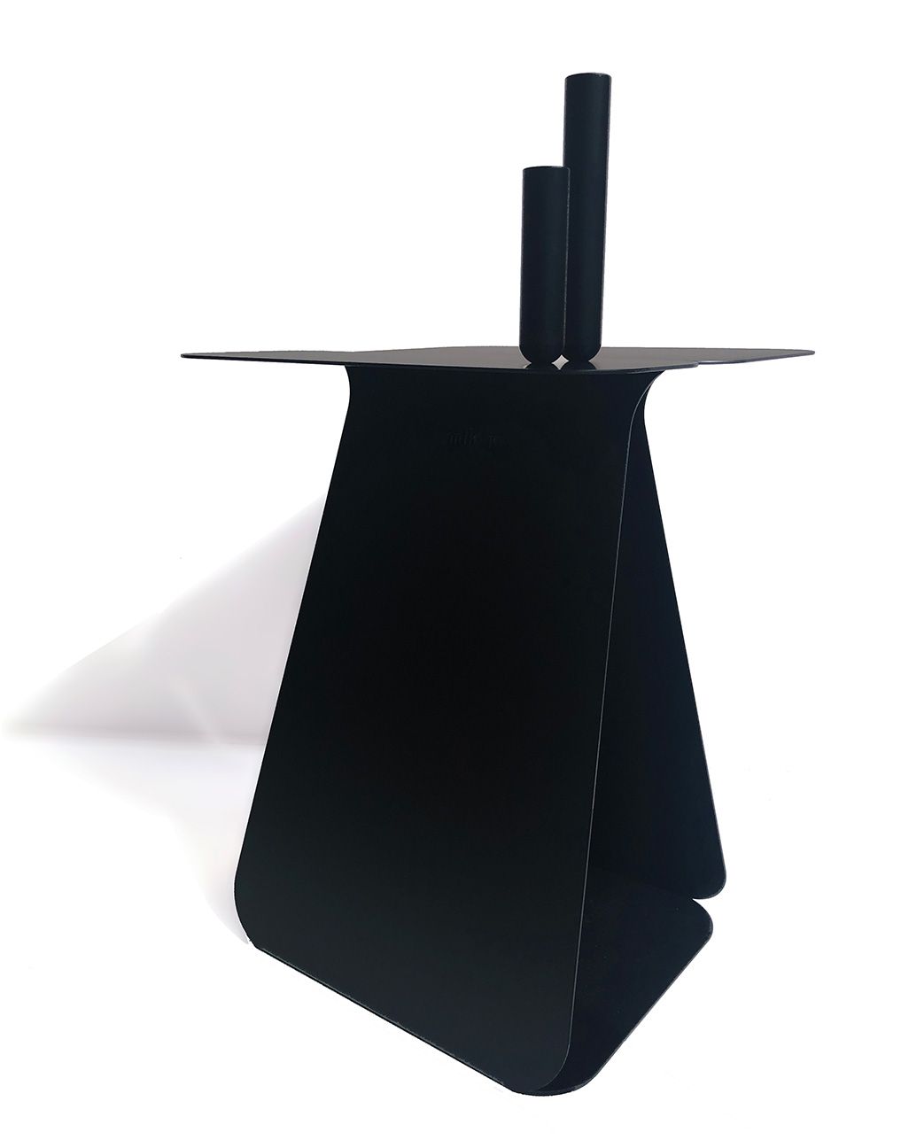 Pareja de "Soliflores" en Latón o Metal Lacado